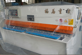 出口型4×2500液壓(yā)擺式剪闆機(jī)