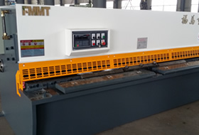 QC12Y-8*3200液壓(yā)擺式剪(jiǎn)闆機