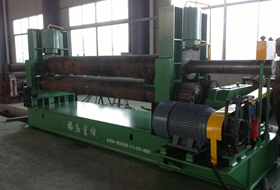 液壓(yā)對稱式卷(juan)闆機