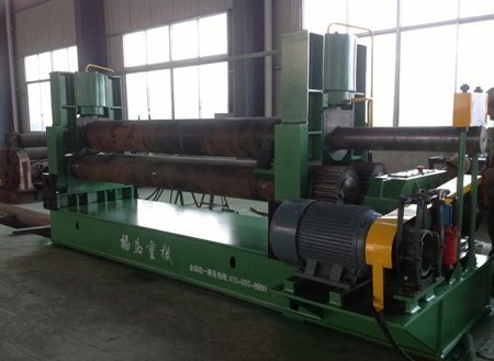 W11S-16×2500 上(shang)輥萬能卷闆(pan)機客戶現場(chang)