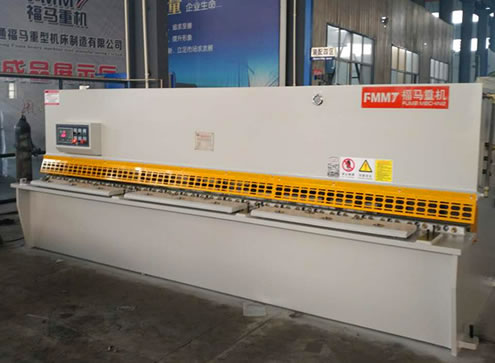 擺剪(jiǎn)4×4000 視頻