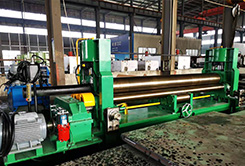 W11S-16×3200上輥(gun)萬能卷(juan)闆機